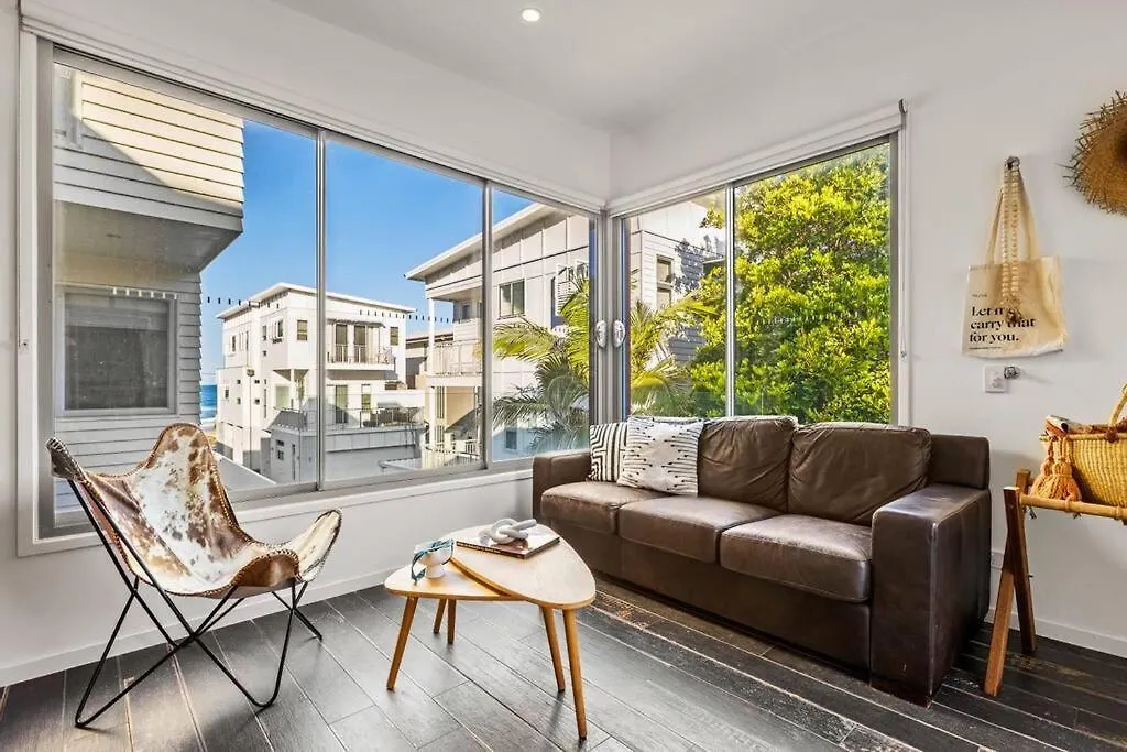 Daybreak Loft Apartment Gold Coast Australia
